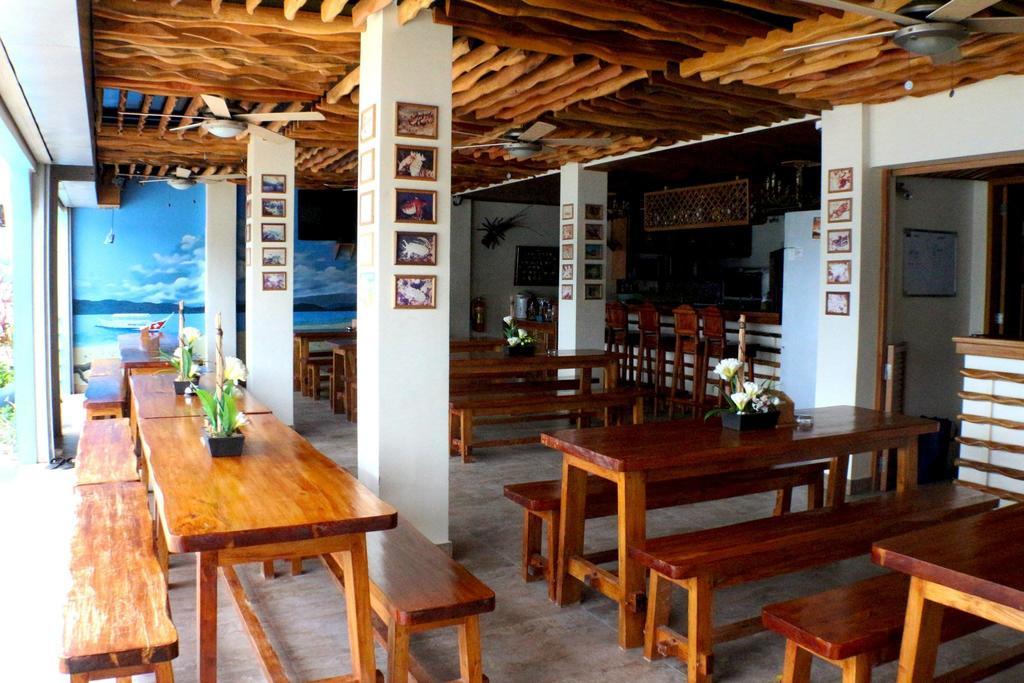 Coral Garden Beach Resort Puerto Galera Extérieur photo